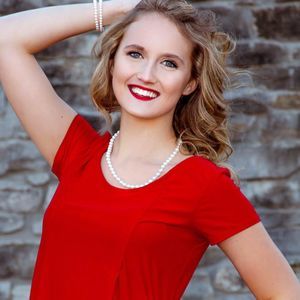 Meet your Posher, Alaina